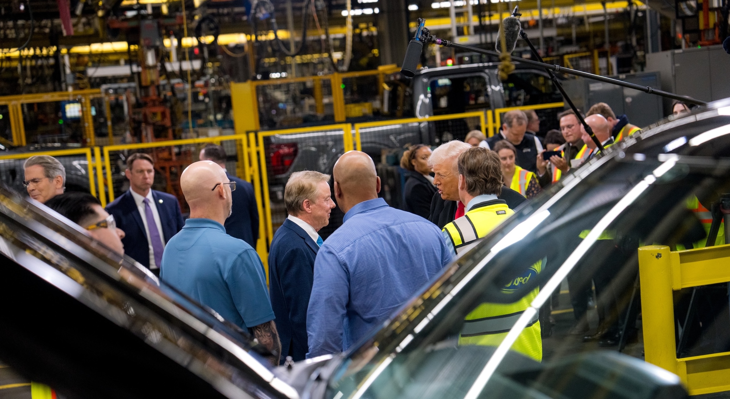 Pete Buttigieg on Trump and Auto Manufacturing, 2026 Kia K4 Hatchback, and Ford’s $20 Billion Hit